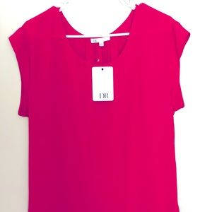 NWT DR2 Size M Hot Pink/ Purple Short Sleeve